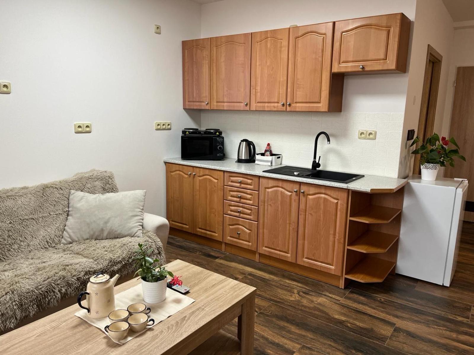 Apartman Kuga Mikulov Exterior foto